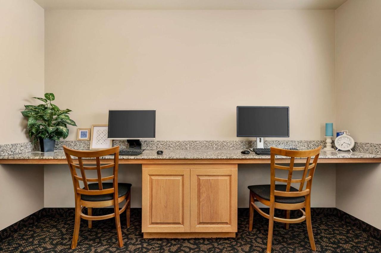 Hotel Baymont By Wyndham Rawlins Extérieur photo